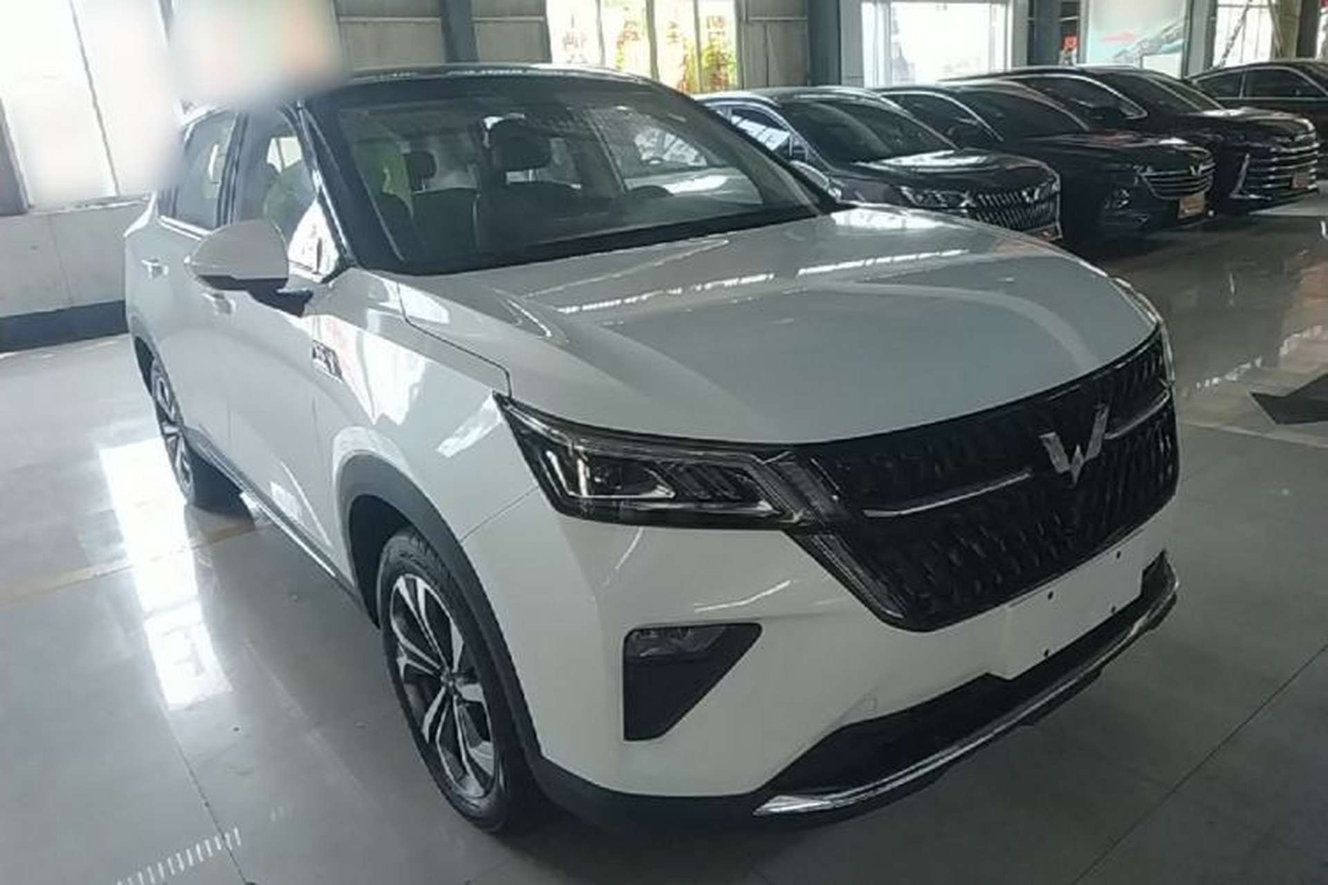 Used Wuling Asta 2021 1.5T CVT Starlight Edition Exterior 1