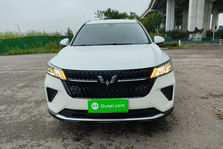 Used Wuling Asta 2021 1.5T Manual Xingyue Edition Exterior 1