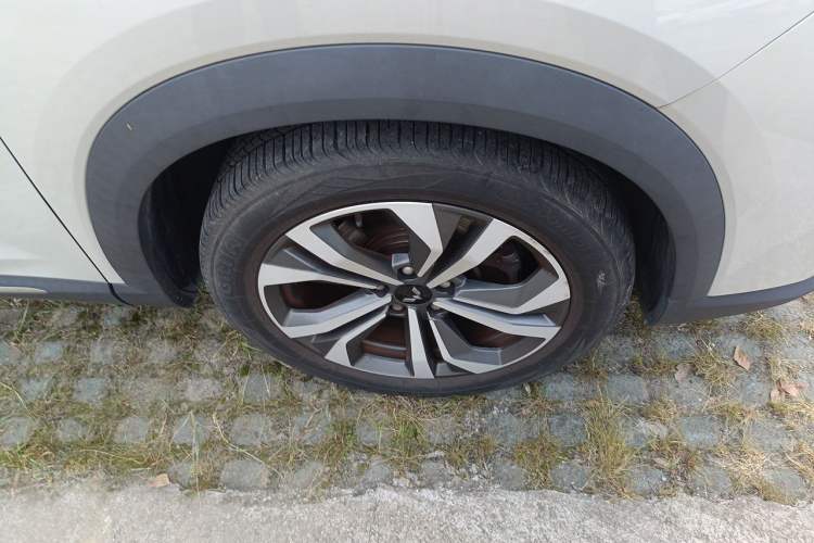 Used Wuling Asta 2021 1.5T CVT Star曜 Edition Exterior 1