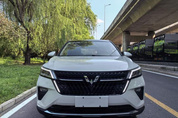 Used Wuling Asta 2021 1.5T CVT Star曜 Edition Exterior 2