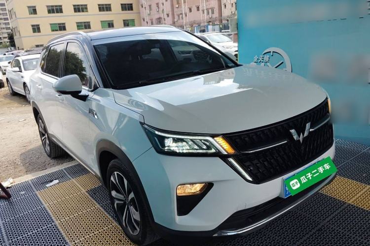 Used Wuling Asta 2021 1.5T CVT Starlight Edition Exterior 2