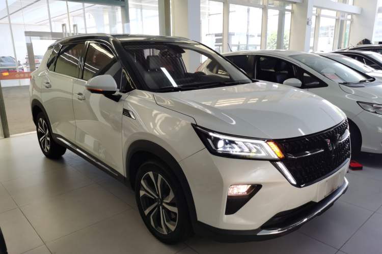 Used Wuling Asta 2021 1.5T CVT Star曜 Edition Exterior 2