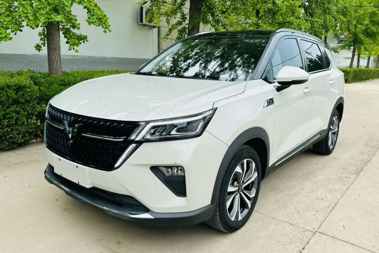 Used Wuling Asta 2021 1.5T CVT Starlight Edition Exterior 3