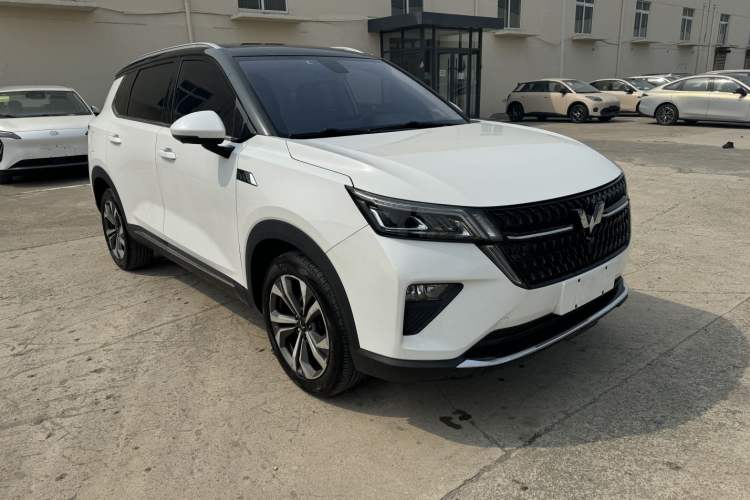 Used Wuling Asta 2021 1.5T CVT Star曜 Edition Exterior 3