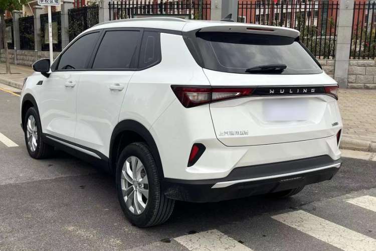 Used Wuling Asta 2021 1.5T Manual Xingyue Edition Exterior 3