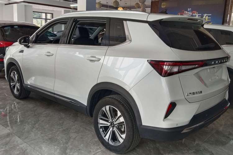 Used Wuling Asta 2021 1.5T Manual Starlight Edition Exterior 4