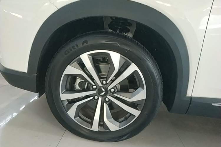 Used Wuling Asta 2021 1.5T CVT Starlight Edition Exterior 4