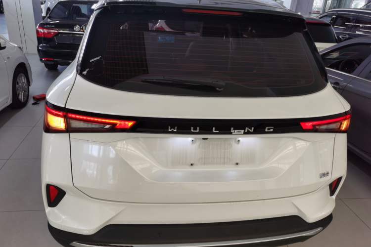 Used Wuling Asta 2021 1.5T CVT Star曜 Edition Exterior 4