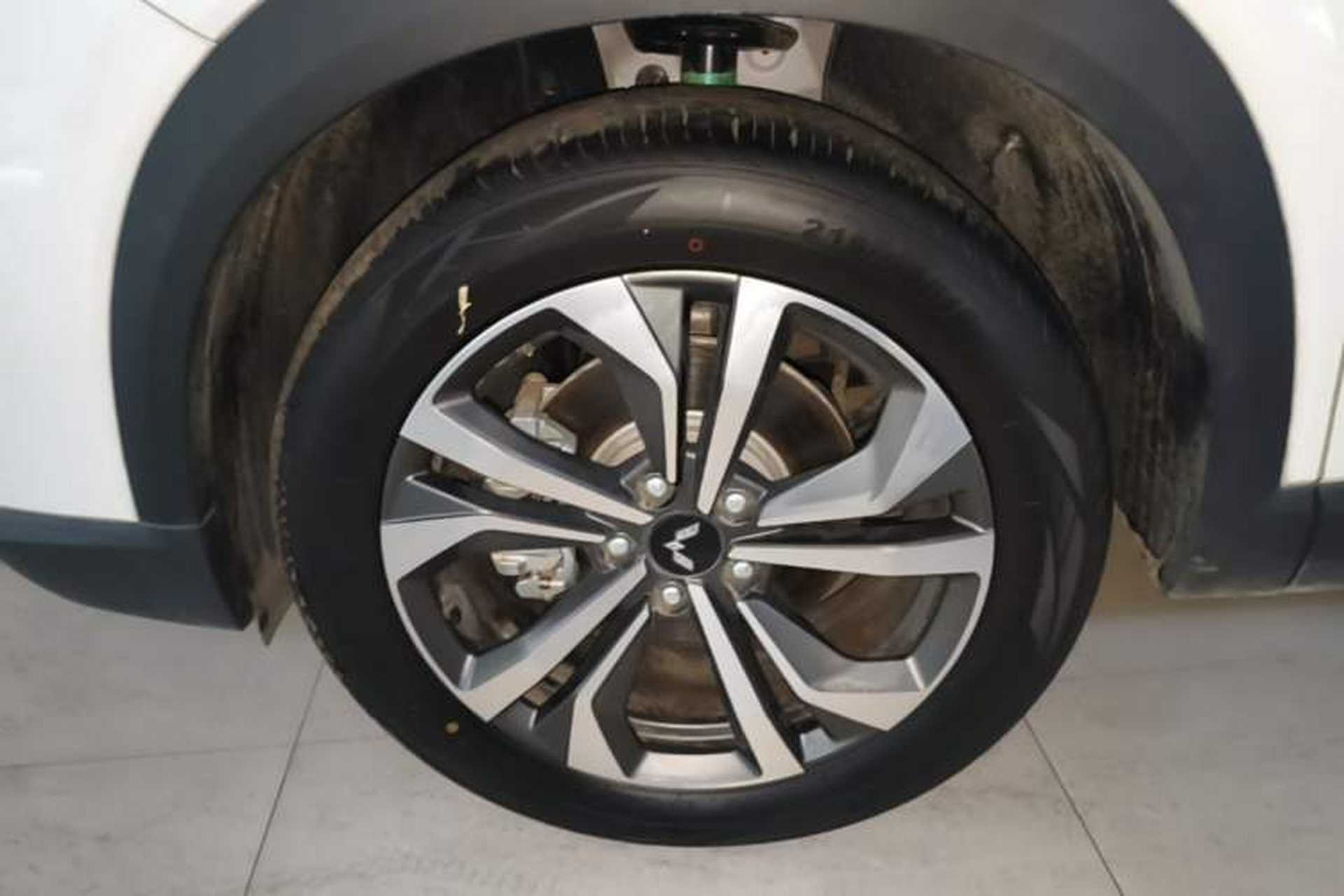 Used Wuling Asta 2021 1.5T CVT Starlight Edition Exterior 4