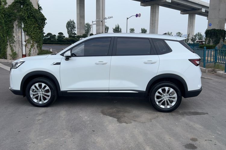 Used Wuling Asta 2021 1.5T Manual Xingyue Edition Exterior 5