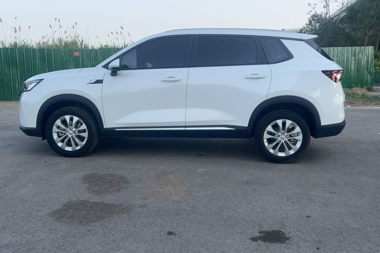 Used Wuling Asta 2021 1.5T Manual Xingyue Edition Exterior 5