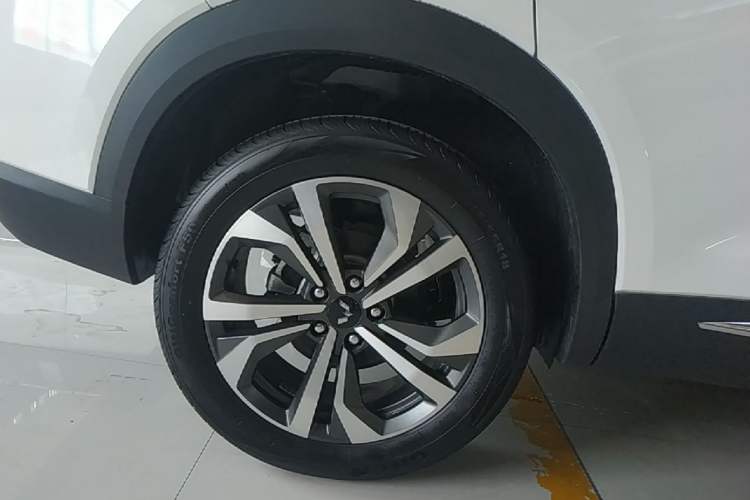 Used Wuling Asta 2021 1.5T CVT Starlight Edition Exterior 5