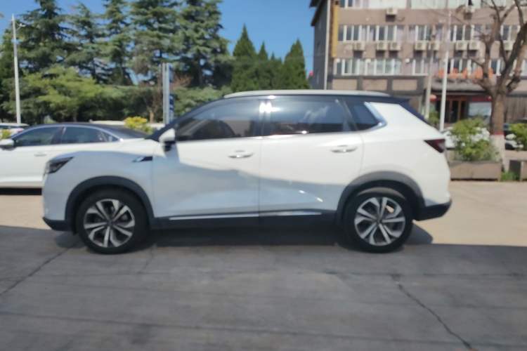Used Wuling Asta 2021 1.5T CVT Star曜 Edition Exterior 5