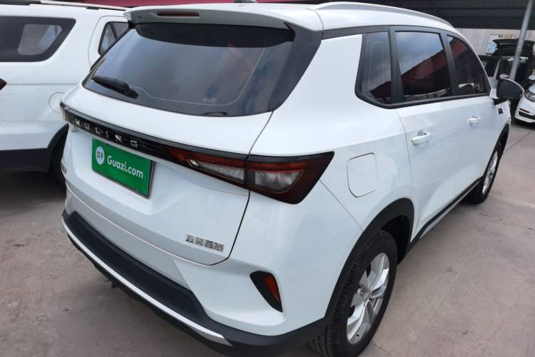 Used Wuling Asta 2021 1.5T Manual Xingyue Edition Exterior 6