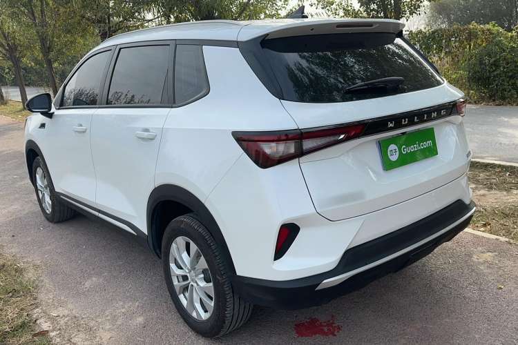 Used Wuling Asta 2021 1.5T Manual Xingyue Edition Exterior 6
