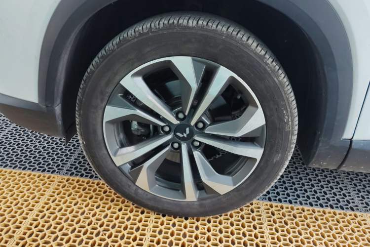 Used Wuling Asta 2021 1.5T CVT Starlight Edition Exterior 7