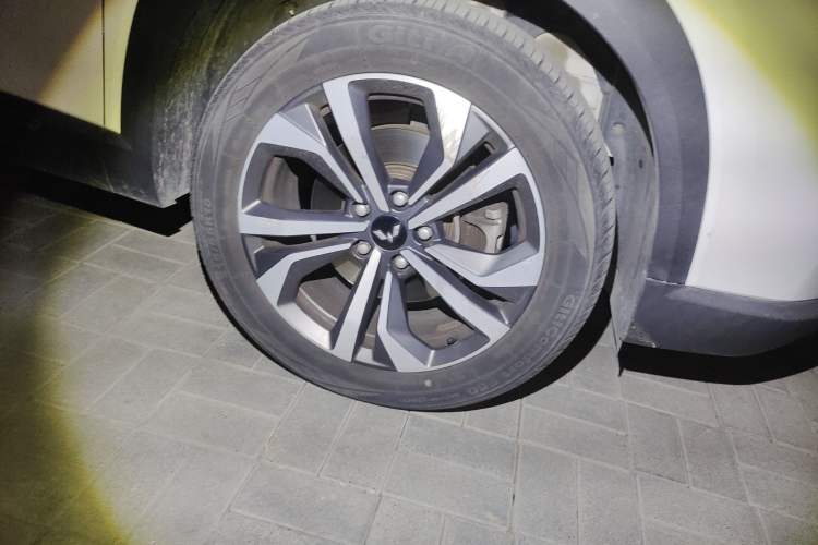 Used Wuling Asta 2021 1.5T CVT Starlight Edition Exterior 7