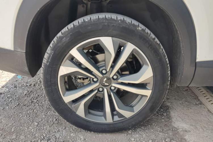 Used Wuling Asta 2021 1.5T CVT Starlight Edition Exterior 8