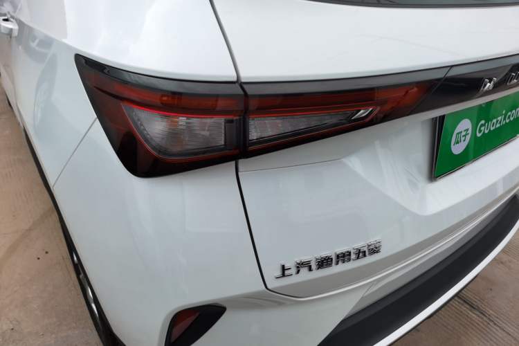 Used Wuling Asta 2021 1.5T Manual Xingyue Edition Exterior 9