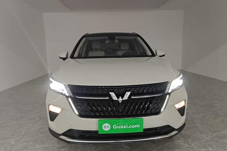 Used Wuling Asta 2021 1.5T CVT Star曜 Edition Front