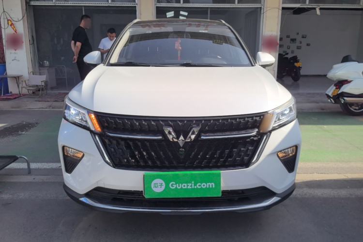 Used Wuling Asta 2021 1.5T CVT Starlight Edition Front