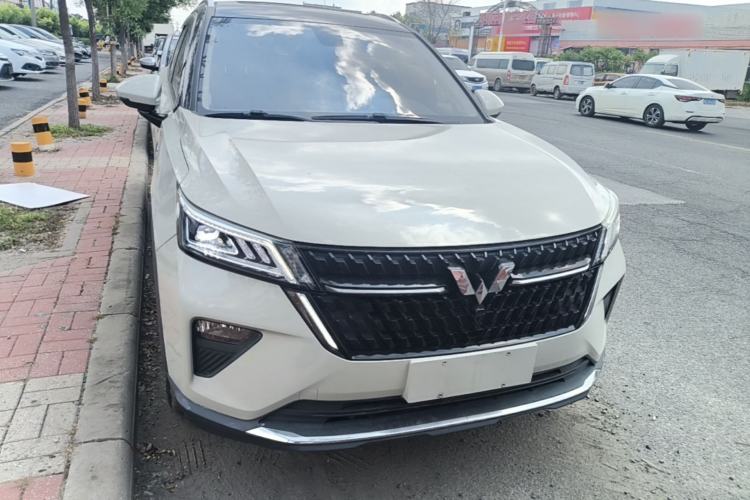 Used Wuling Asta 2021 1.5T CVT Starlight Edition Front