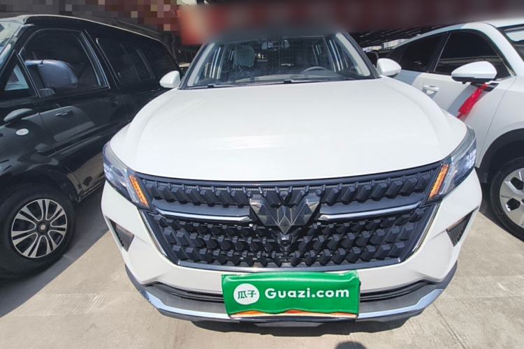 Used Wuling Asta 2021 1.5T CVT Starlight Edition Front