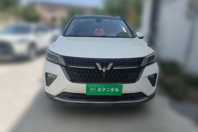 Used Wuling Asta 2021 1.5T CVT Starlight Edition Front