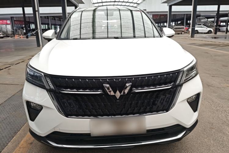 Used Wuling Asta 2021 1.5T CVT Starlight Edition Front
