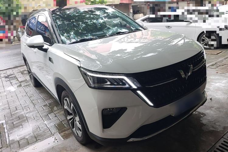 Used Wuling Asta 2021 1.5T CVT Star曜 Edition Front Right 45 Deg