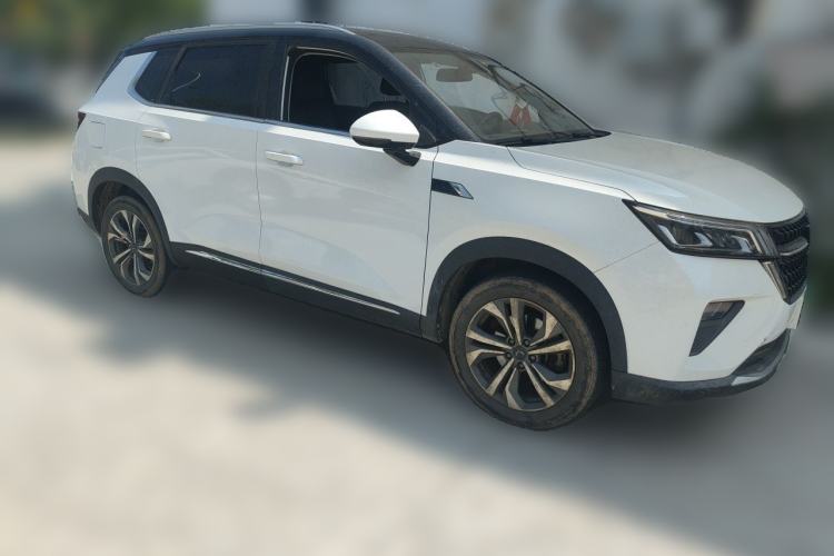 Used Wuling Asta 2021 1.5T CVT Starlight Edition Front Right 45 Deg