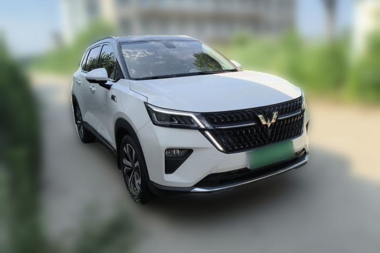 Used Wuling Asta 2021 1.5T CVT Star曜 Edition Front Right 45 Deg