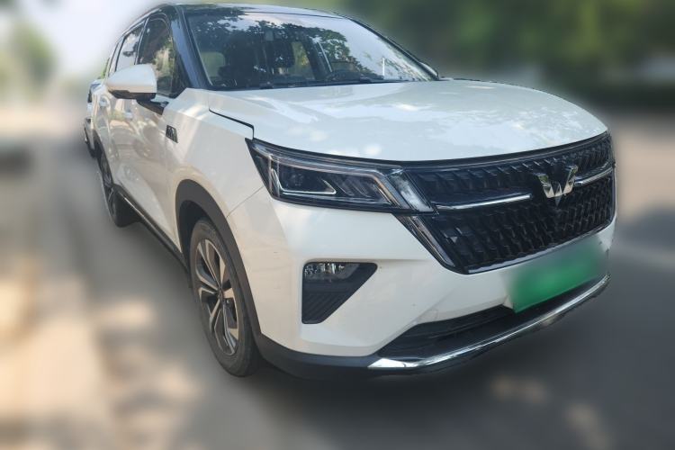 Used Wuling Asta 2021 1.5T CVT Star曜 Edition Front Right 45 Deg