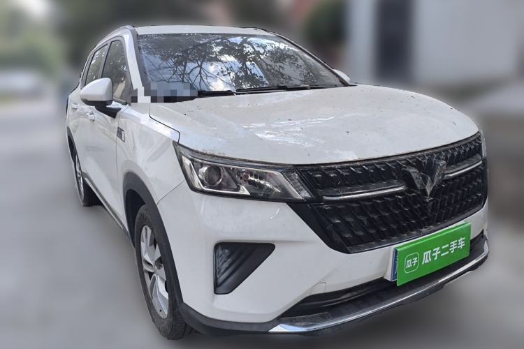 Used Wuling Asta 2021 1.5T Manual Xingyue Edition Front Right 45 Deg