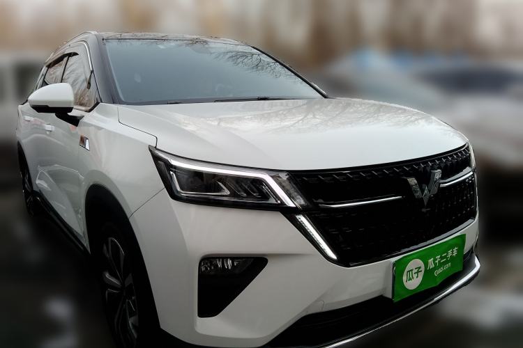Used Wuling Asta 2021 1.5T CVT Star曜 Edition Front Right 45 Deg