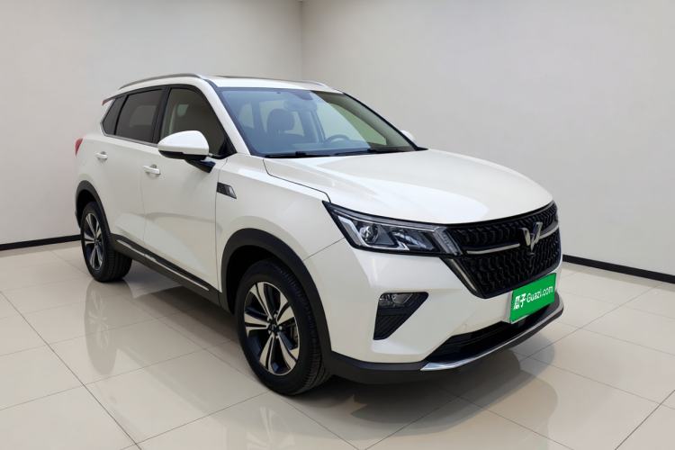 Used Wuling Asta 2021 1.5T Manual Star Edition Front Right 45 Deg