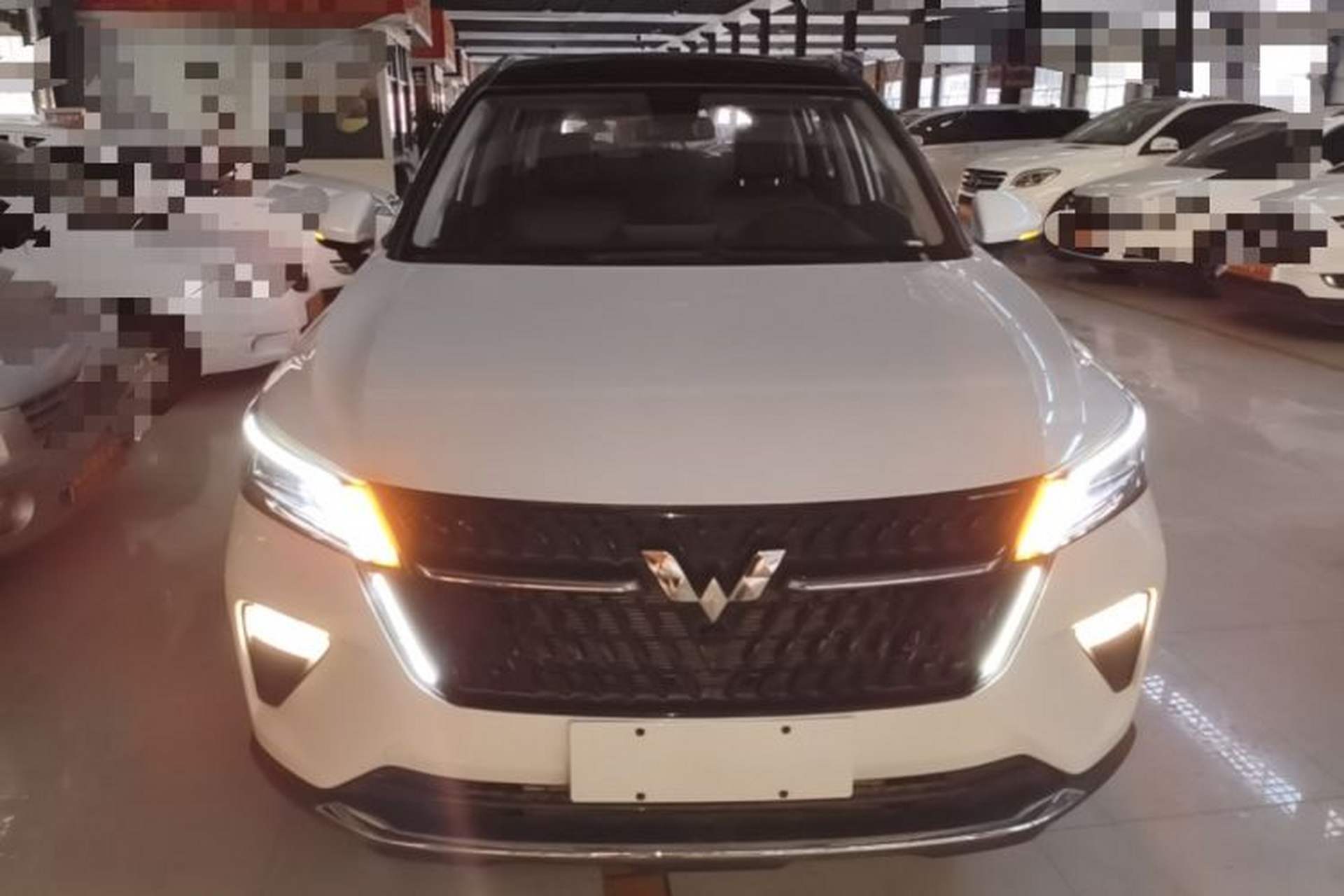 Used Wuling Asta 2021 1.5T CVT Starlight Edition Front