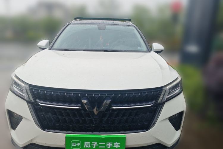 Used Wuling Asta 2021 1.5T CVT Starlight Edition Front