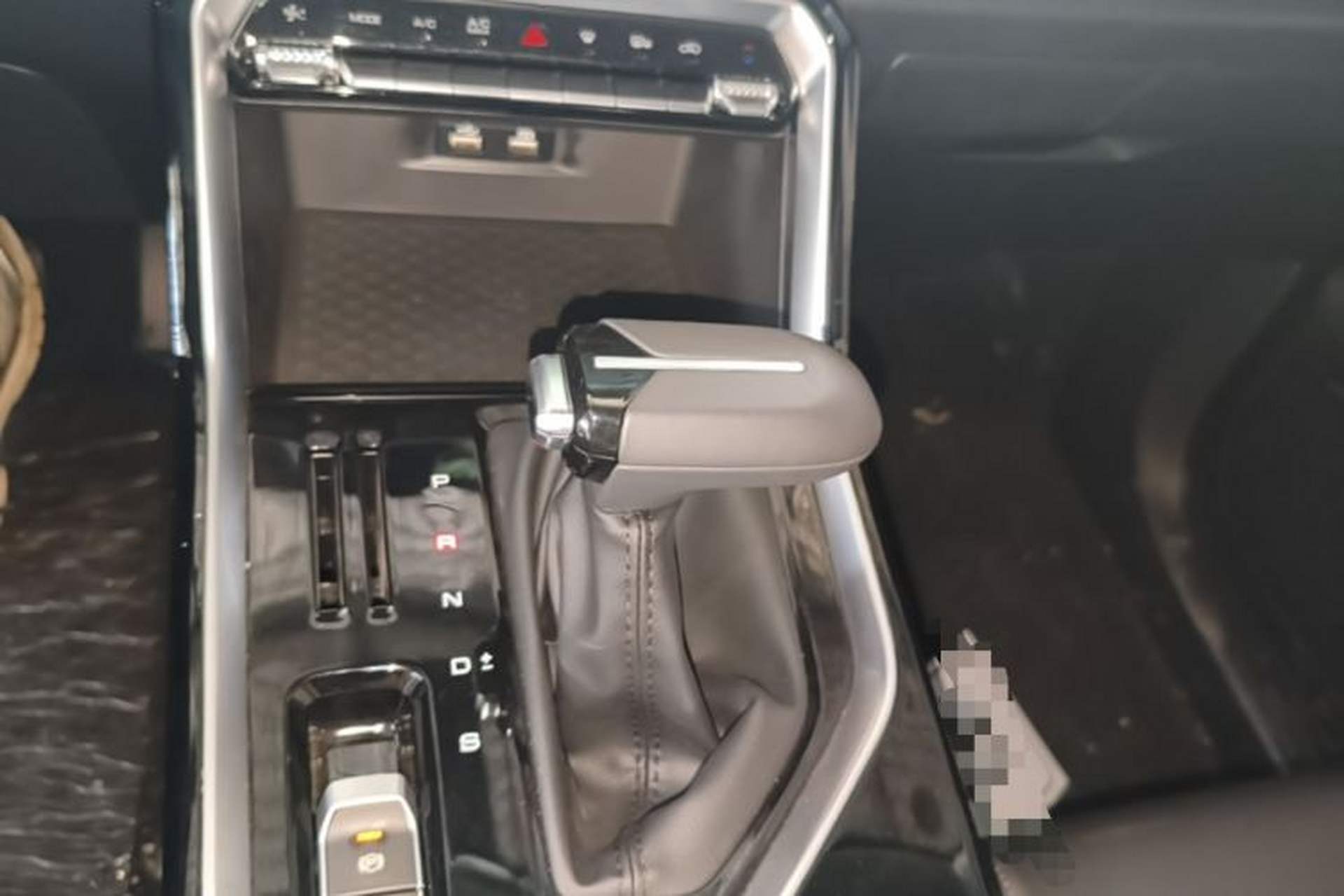 Used Wuling Asta 2021 1.5T CVT Starlight Edition Gear Lever