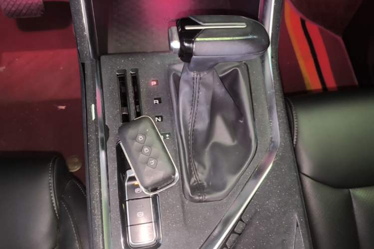 Used Wuling Asta 2021 1.5T CVT Star曜 Edition Gear Lever