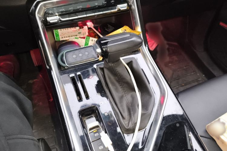 Used Wuling Asta 2021 1.5T CVT Star曜 Edition Gear Lever