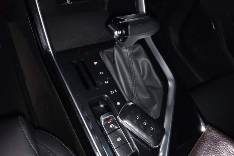 Used Wuling Asta 2021 1.5T CVT Starlight Edition Gear Lever