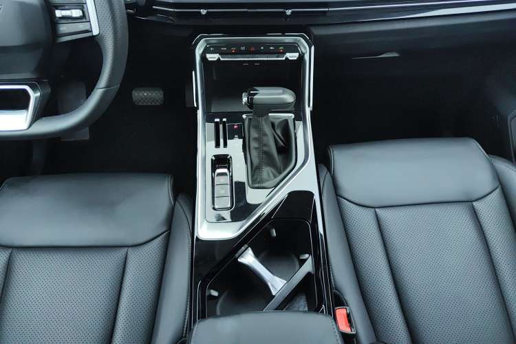 Used Wuling Asta 2021 1.5T CVT Starlight Edition Gear Lever