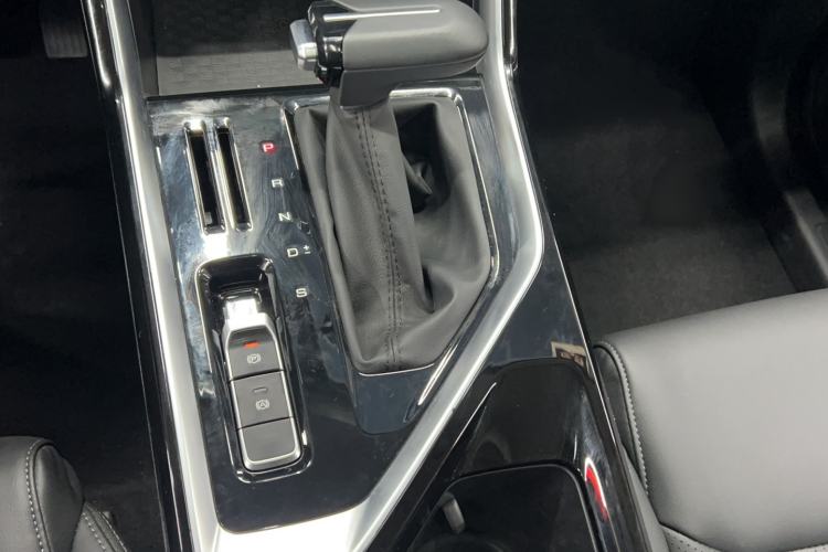 Used Wuling Asta 2021 1.5T CVT Starlight Edition Gear Lever