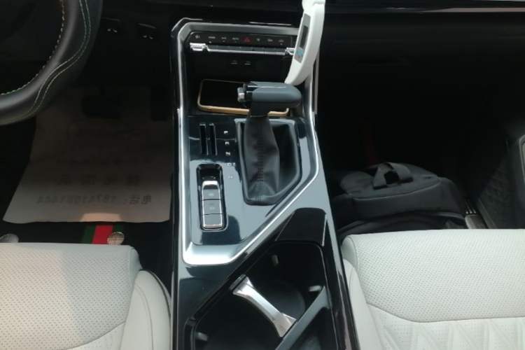 Used Wuling Asta 2021 1.5T CVT Star曜 Edition Gear Lever