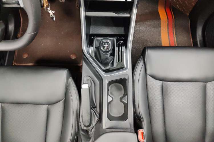 Used Wuling Asta 2021 1.5T Manual Starlight Edition Gear Lever