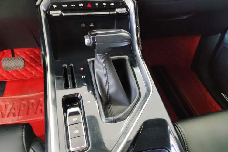 Used Wuling Asta 2021 1.5T CVT Starlight Edition Gear Lever