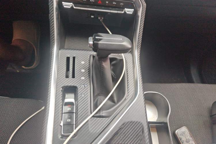 Used Wuling Asta 2021 1.5T CVT Star曜 Edition Gear Lever