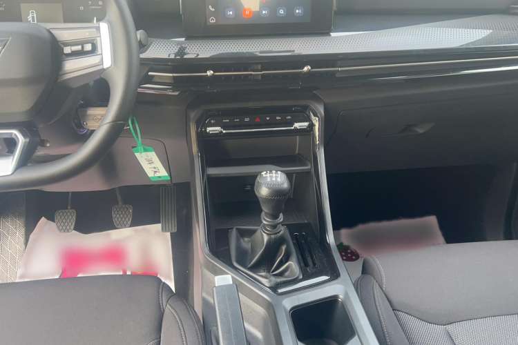 Used Wuling Asta 2021 1.5T Manual Xingyue Edition Gear Lever