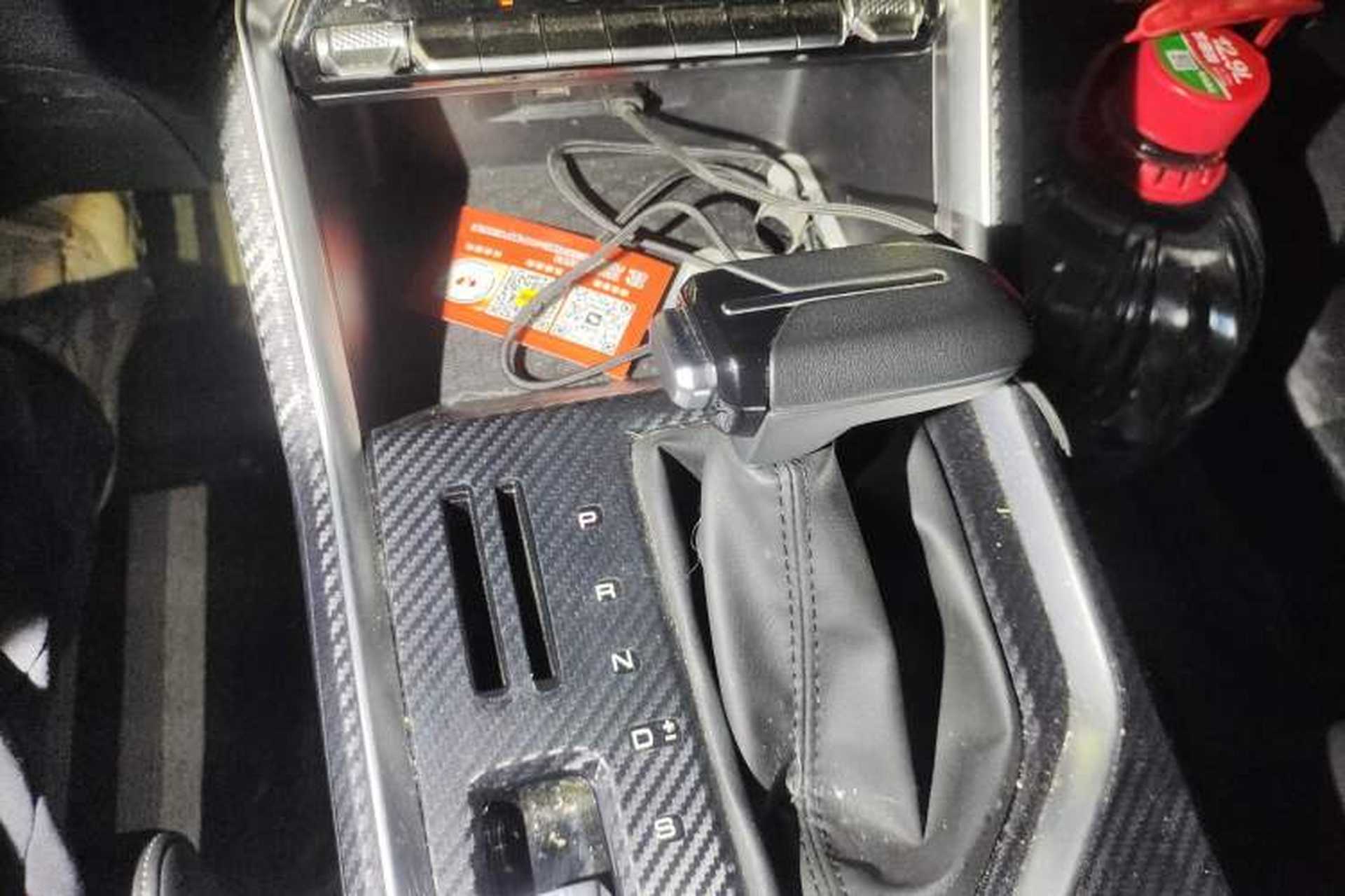 Used Wuling Asta 2021 1.5T CVT Starlight Edition Gear Lever